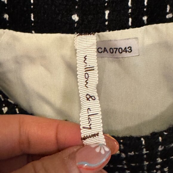 #143 Willow and Clay Embellished Zip Front Cropped Tweed Blazer, Size Small (?) - Picture 7 of 7